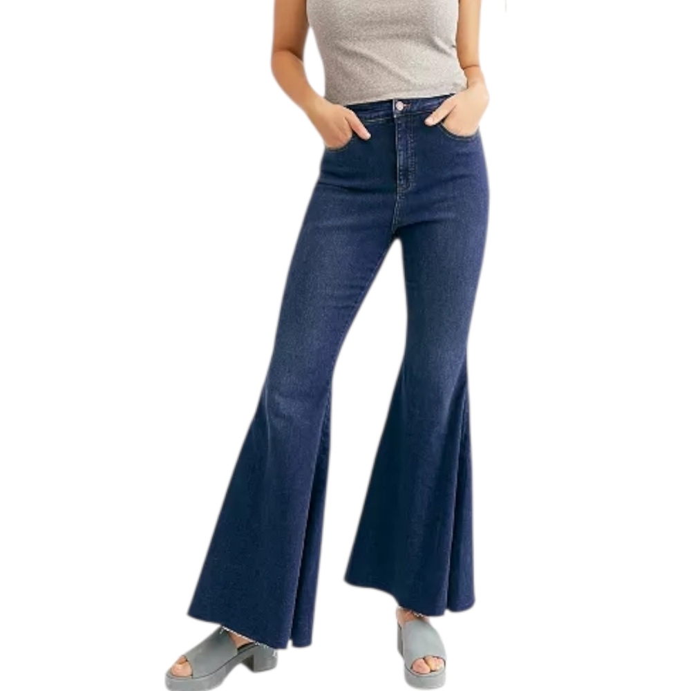Free People CRVY Ma Cherie Flare Jeans Dark Wash 70s Bell Bottom 31 NWT